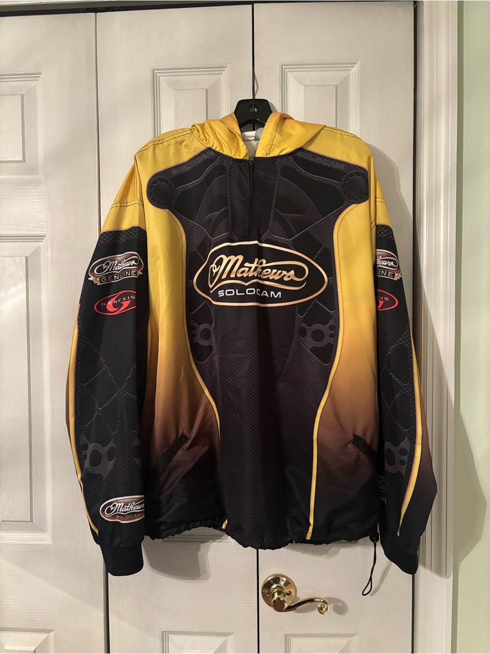 Mathews Solocam Genesis Archery Pullover Windbreaker-XL